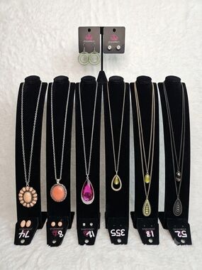 paparazzi Pink, Peach, Green & Silver Pendant Necklace Set